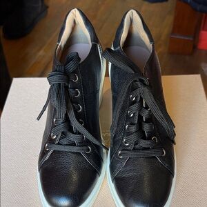 Black Leather Women's Sneakers